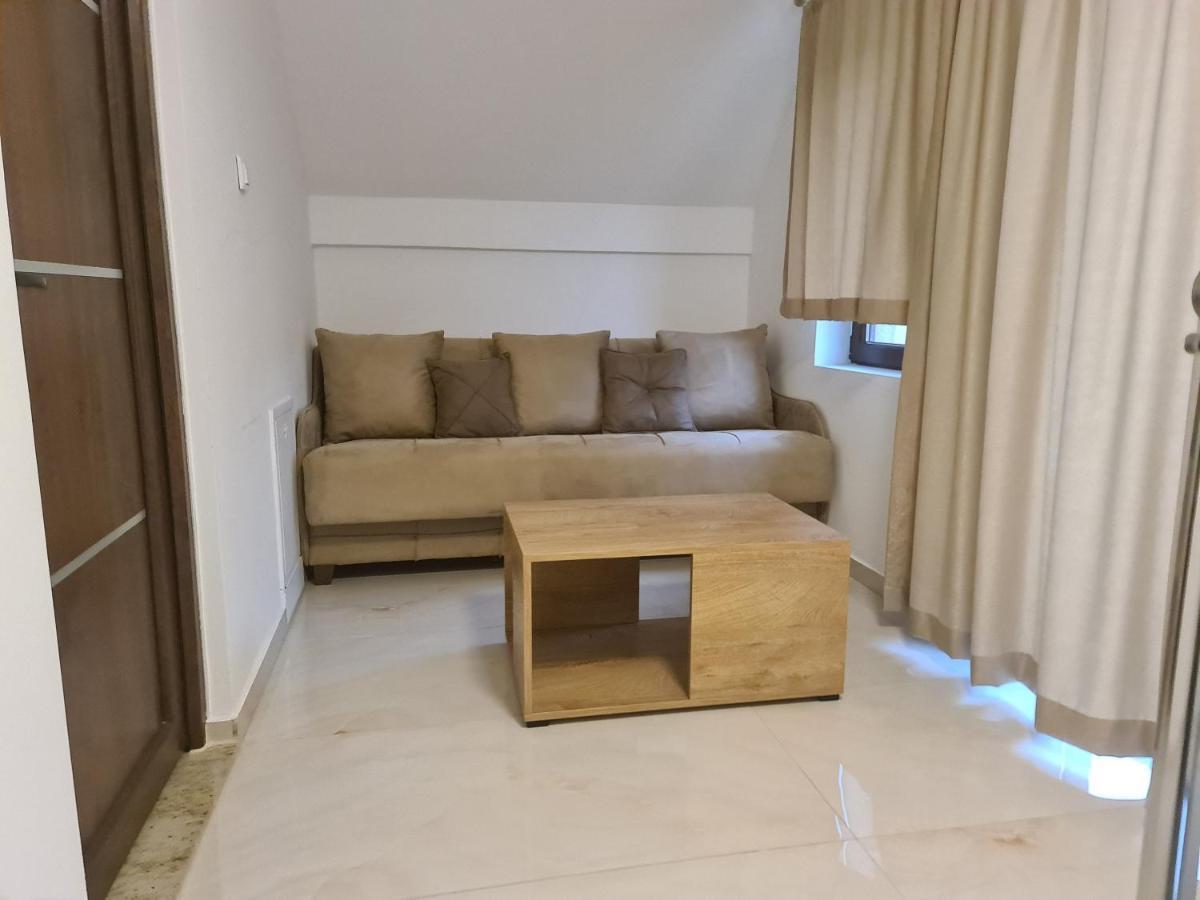 Vila Oaza Mira Draganici Raska Exterior photo